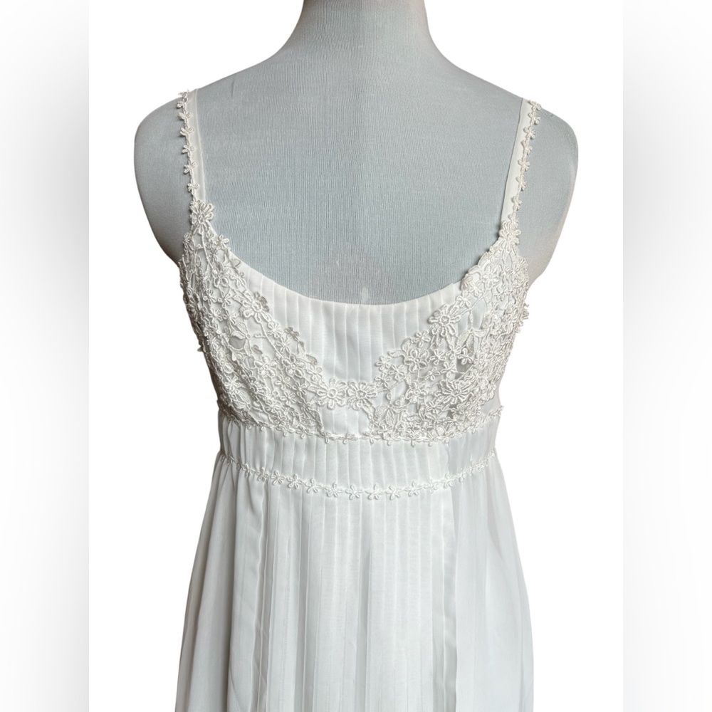 Vintage 1990’s Flora Nikrooz White Chiffon Nightgown Size Small - Picture 5 of 10